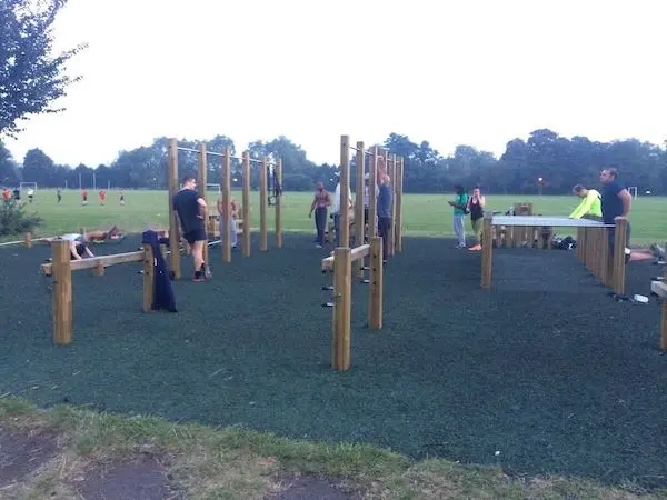 Outdoor gym with pull-up bars in Clapham Common